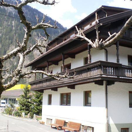 Bergsteiger-Zimmer Pension Obermair Mayrhofen Esterno foto